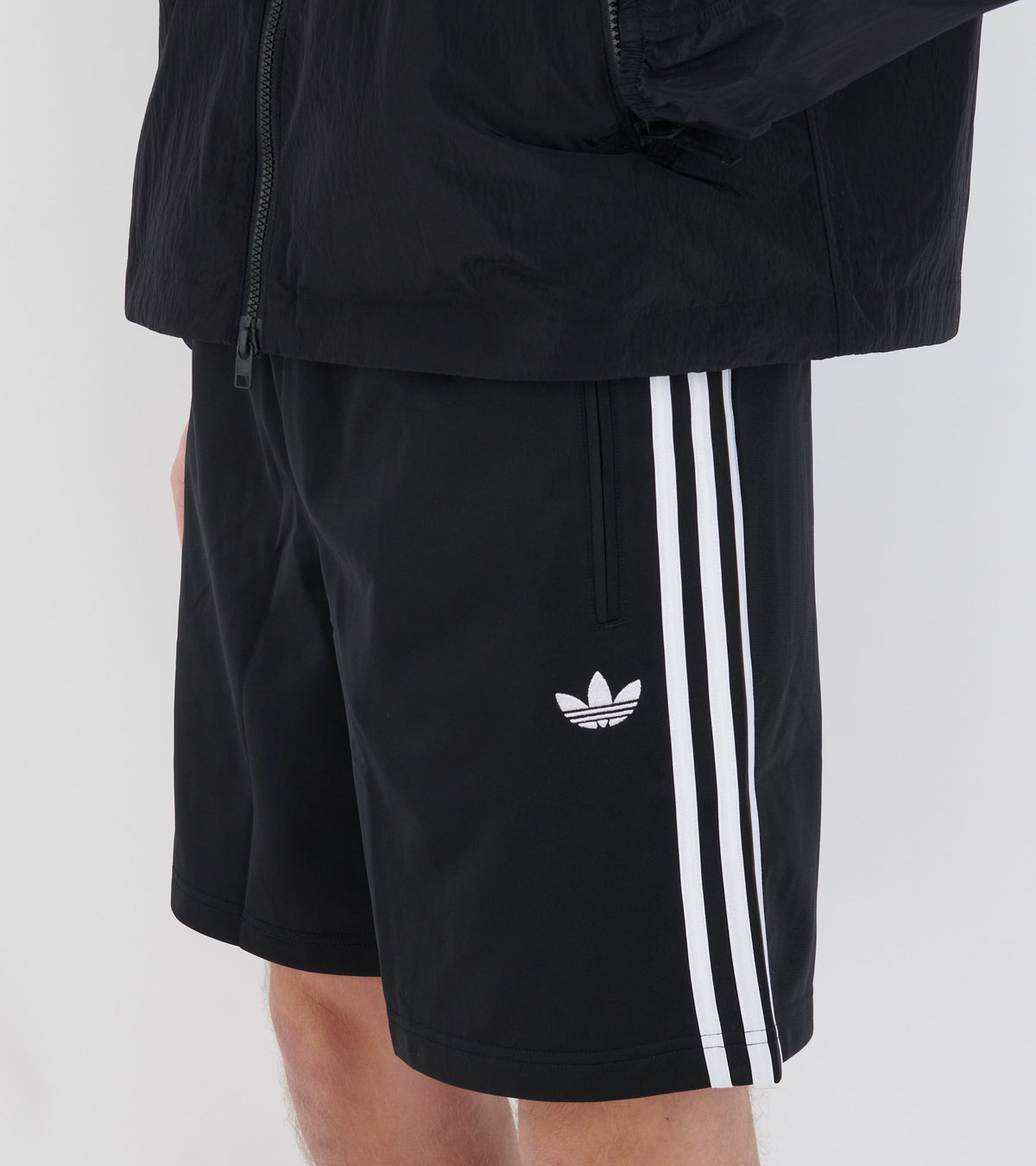 Firebird Shorts Black/White