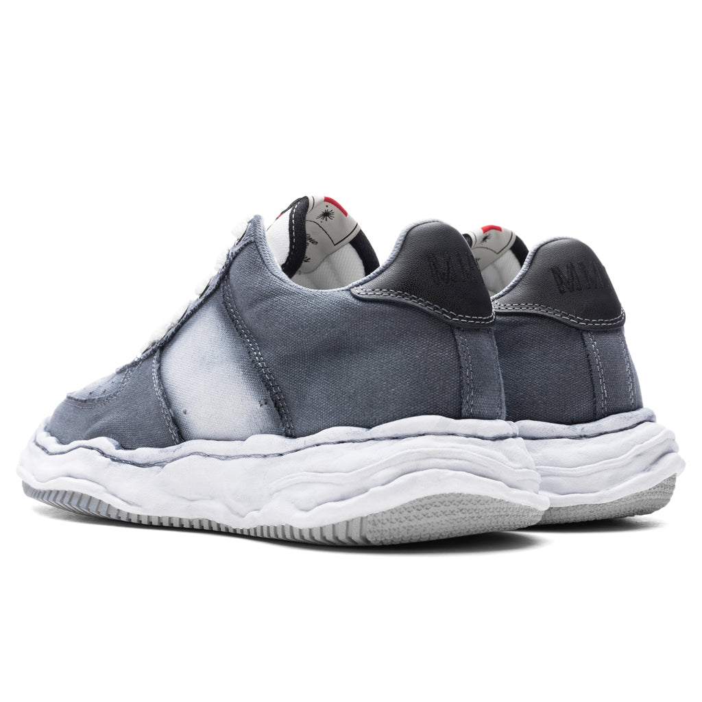 Wayne Low Top Sneakers - Black