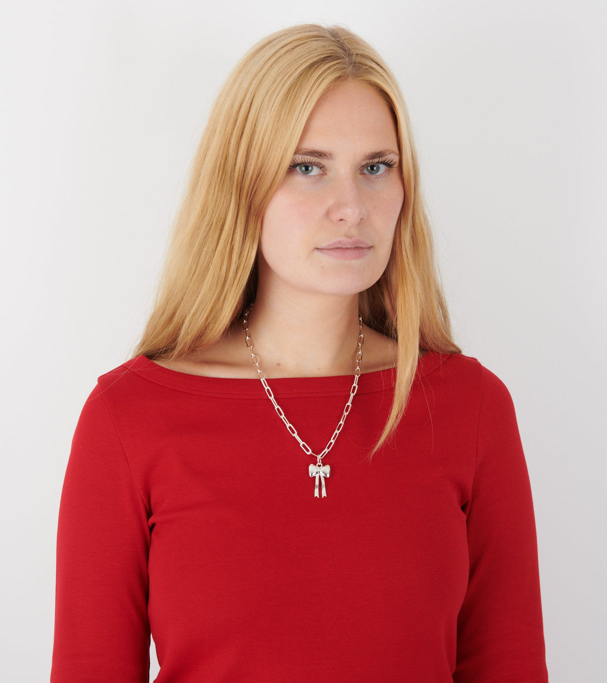 Bow Necklace Silver