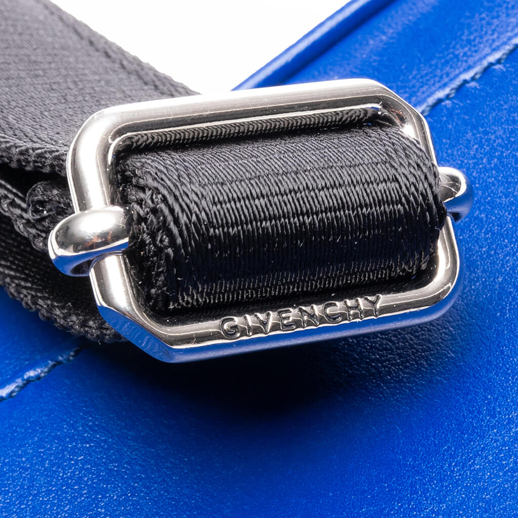 Camera Bag w/ Tech Straps - Ocean Blue
