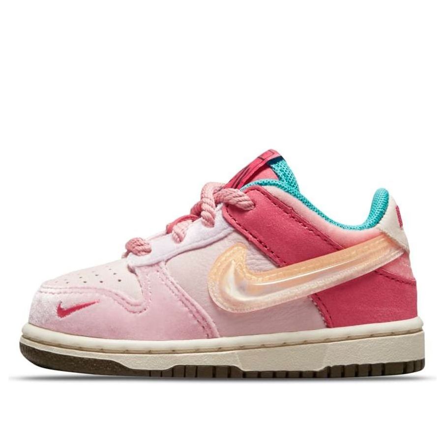 (TD) Nike x Social Status Dunk Low 'Strawberry Milk' DM3350-600
